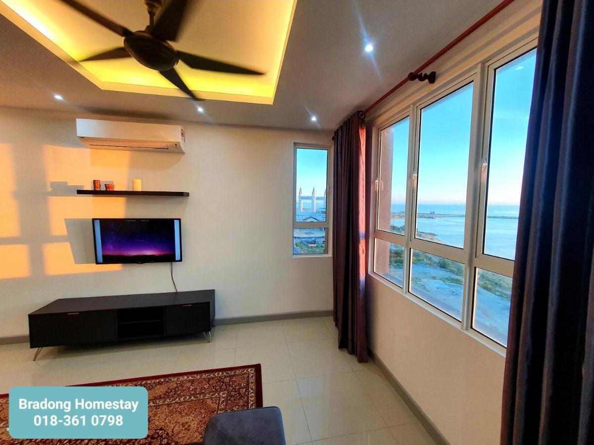 Bradong Homestay: Muslim-Friendly Seaview Retreat with Infinity Pool Kuala Terengganu Exterior photo